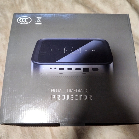 Hd Multimedia LCD Projector - Picture 1 of 5